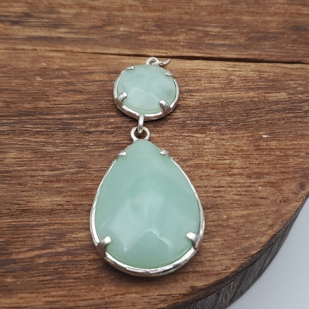 Seagreen droplet pendant
